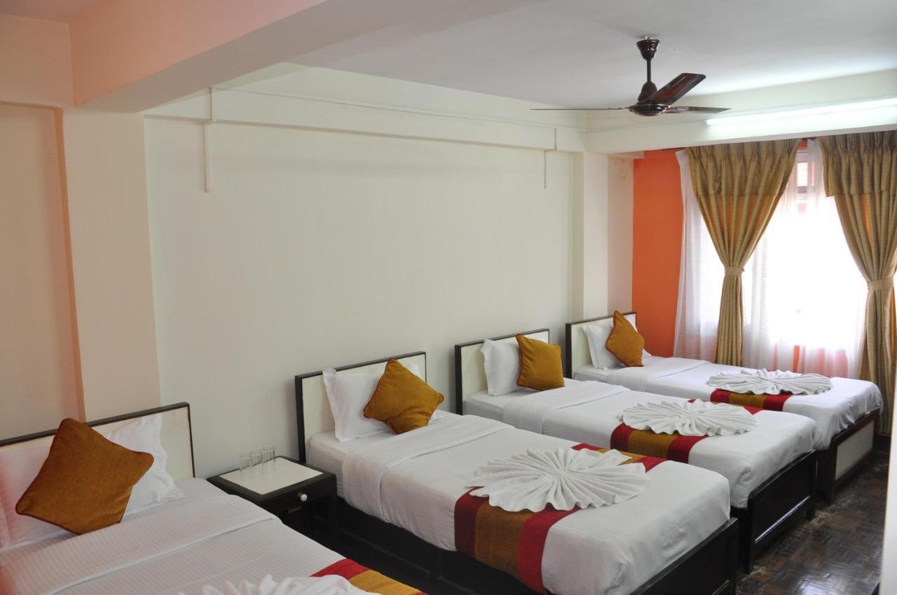 Hotel Pleasure Home Kathmandu Exteriör bild
