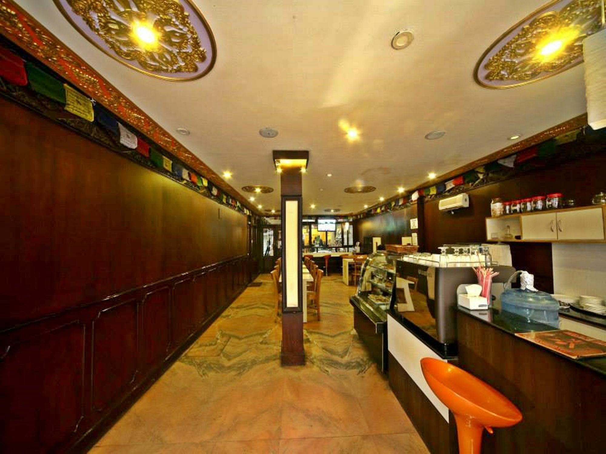 Hotel Pleasure Home Kathmandu Exteriör bild